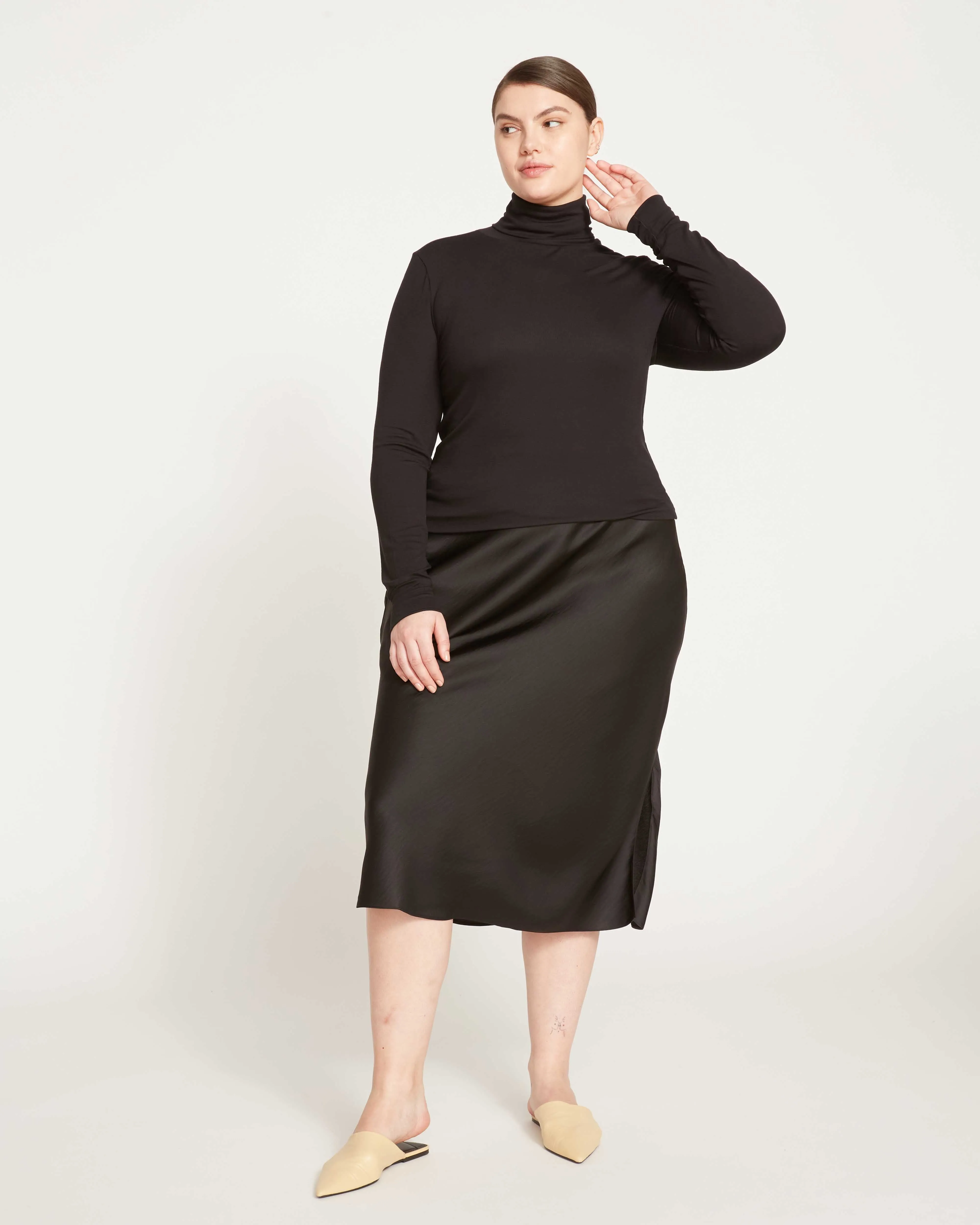 Foundation Turtleneck - Black