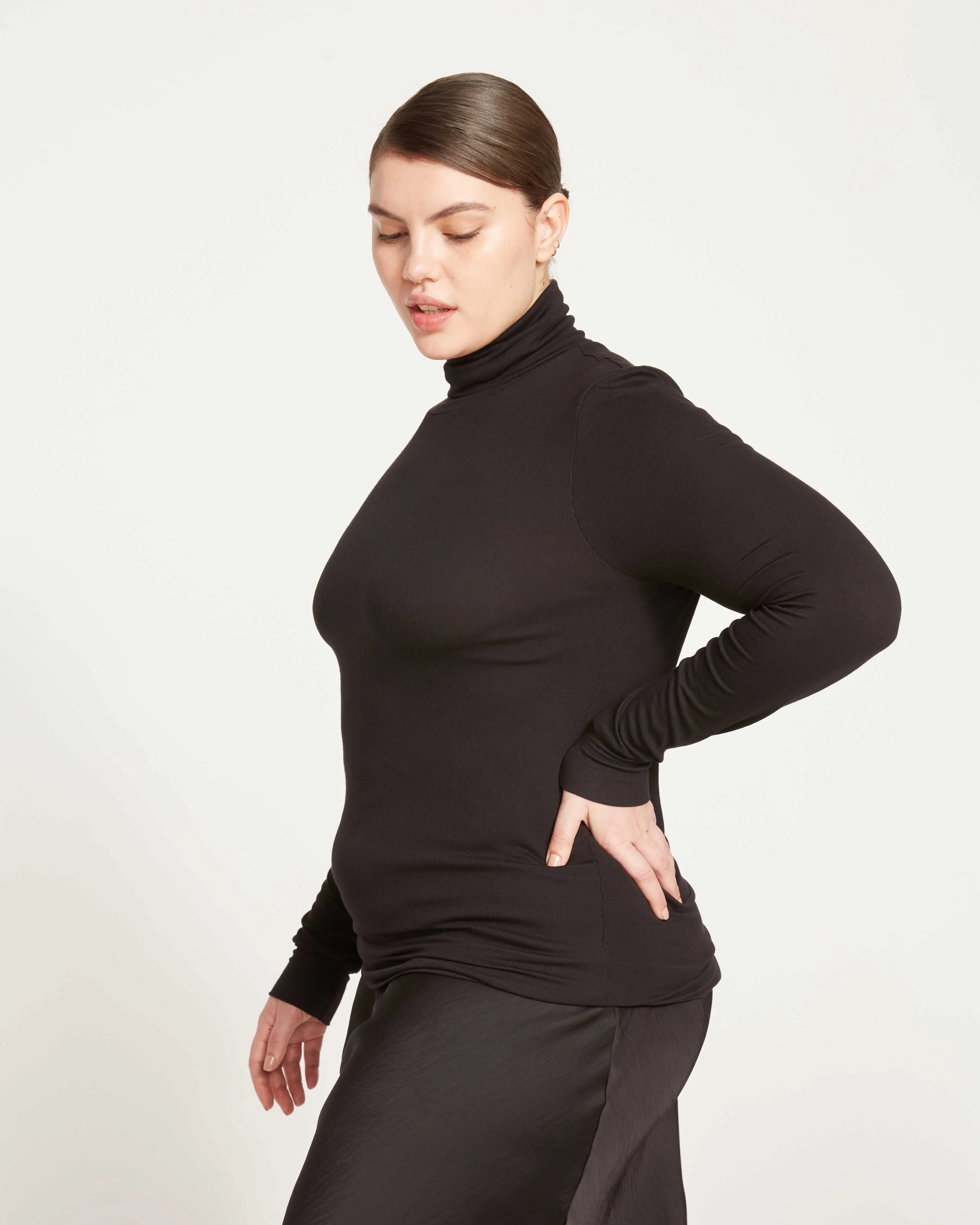 Foundation Turtleneck - Black