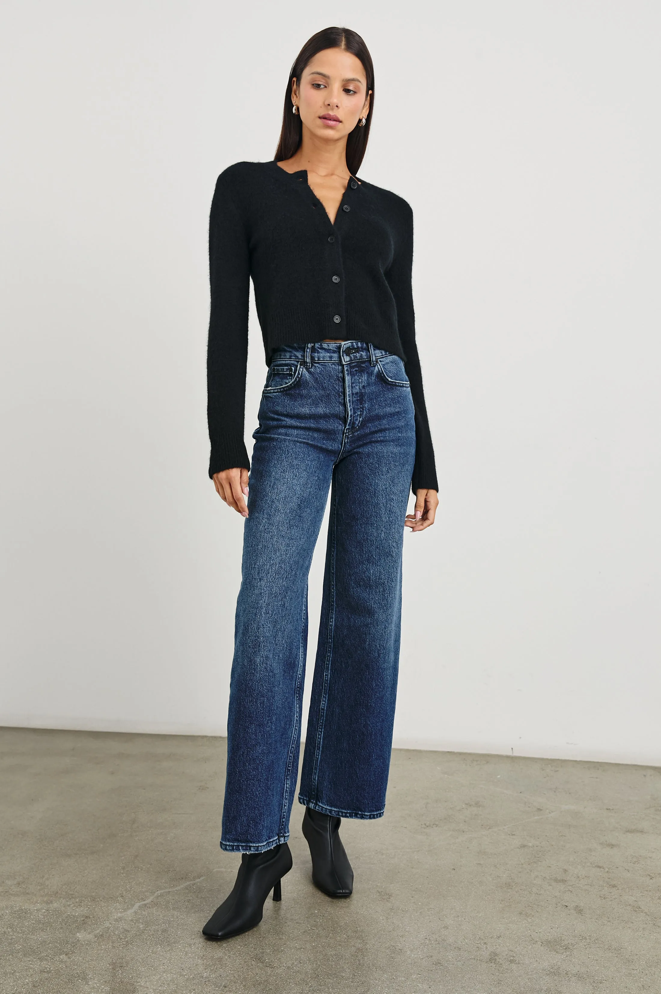 MATILDA SWEATER - BLACK