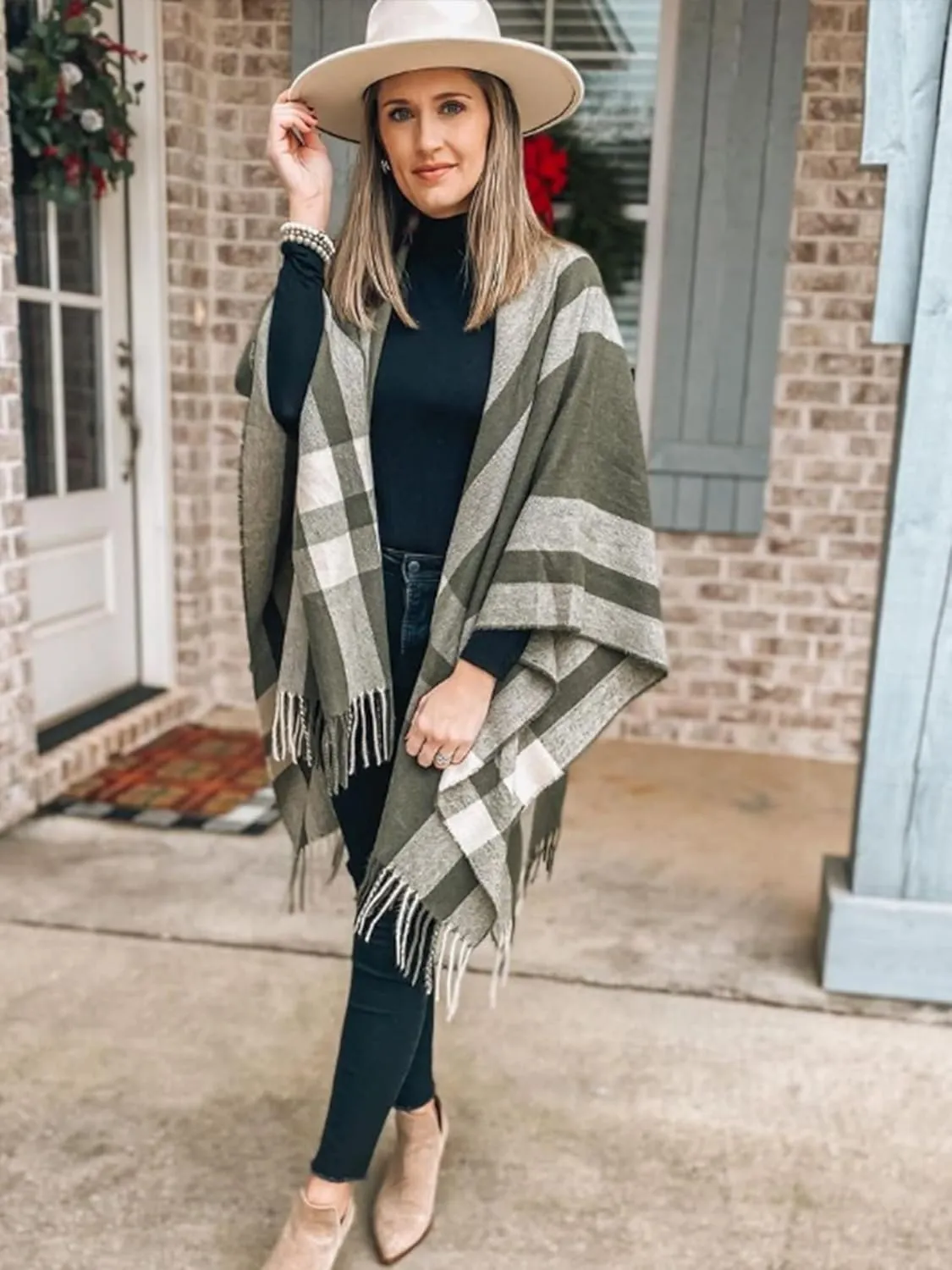 Moss Rose Women's Travel Plaid Shawl Wrap Open Front Poncho Cape for Fall Winter
